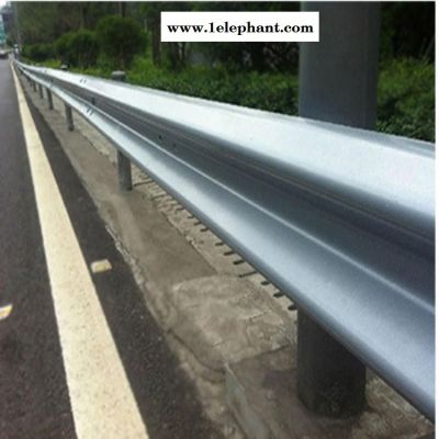 波形护栏高速公路护栏道路防撞护栏板公路护栏板龙煤Q235厂家直销定制安装 波形护栏高速公路护栏道路防撞护栏板公路护栏板龙煤Q235厂家直销定制安装