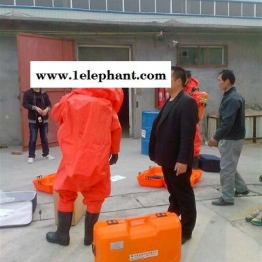临沂防化服内置全封闭防化服阻燃防化服化工厂用防化服