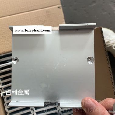 自动化一拖二口罩机托盘 氧化银白色铝型材口罩托盘 口罩机配件用铝材 加工打孔 开口 百利金属