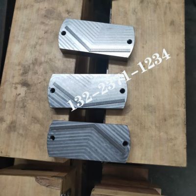 河南安阳kn95口罩机一体刀模口罩出片机齿模使用视频图5