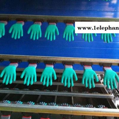 常平手套生产设备浸胶手套生产线33米挂胶手套机厂家图2