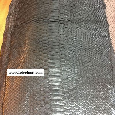 黑色血蟒蛇皮整条批发 服装用真蟒蛇皮 手套蟒蛇皮进口 蟒蛇皮批发 一皮诚图2