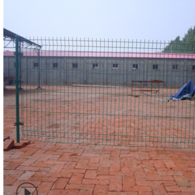 双边丝浸塑防腐铁丝防护网厂家定制公路果园养殖圈地双边丝护栏网图2