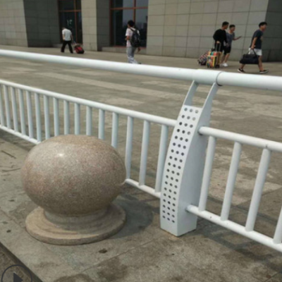 304不锈钢复合管河道防撞加工定制公路立柱景观防护栏杆桥梁护栏图3