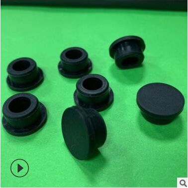 东莞厂家批发 8.5硅胶黑色密封堵头 橡胶防滑脚钉 透明pvc螺纹塞
