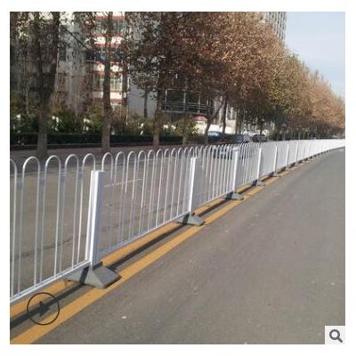 益宙市政护栏京式道路护栏隔离栏马路交通护栏城市安全施工人行道