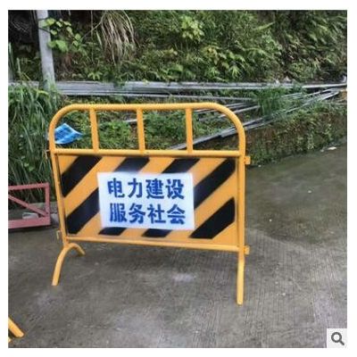 镀锌管市政铁马公路围栏交通安全隔离栏道路移动护栏工地施工围挡图3
