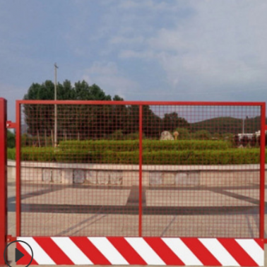 建筑工地基坑临边防护栏黄黑基坑临边安全防护栏施工临时防护栏网