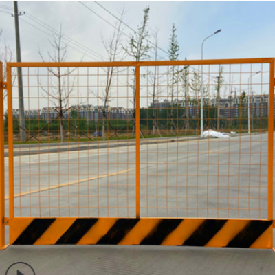 现货基坑防护栏杆基坑临边防护栏移动基坑防护围栏网建筑施工围挡图2