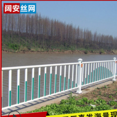 市政护栏道路交通锌钢防撞护栏马路中心隔离安全防护人行道路护栏图3