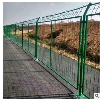 高速公路护栏网 园林绿化围栏 圈地围栏网 草原绿地隔离护栏网图2