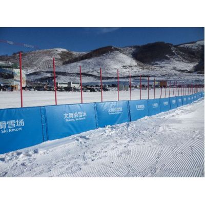 山东瀚雪供应滑雪场防撞垫雪场防护网网杆雪具大厅防滑垫 滑雪场防护设施图7