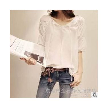 供应返利网厂家 韩国女装蕾丝拼接镂空深V领纯白色中袖套头衬衫MY2136