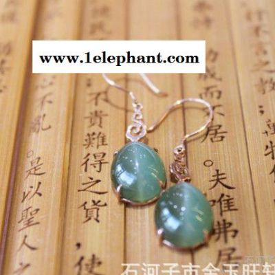 和田玉耳吊,新疆耳吊,猫眼耳吊,特价新疆和田玉18K金镶碧玉猫眼耳图3