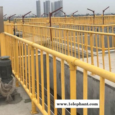 【展翼】 长期供应 玻璃钢防护围栏 玻璃钢围栏 公路用玻璃钢护栏 玻璃钢护栏规格 昆明玻璃钢围栏图4