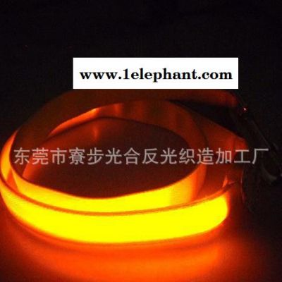 CE环保 现货LED发光宠物带 发光尼龙胸背带 流闪猫眼背带图2
