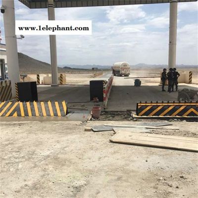 鼎东升降柱厂家 全自动路障伸缩柱 路口挡车柱路桩价格图2