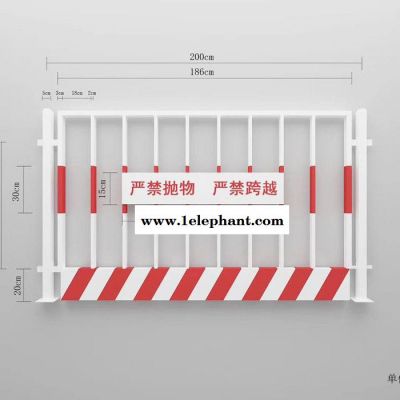 免费开票 交通路障栏杆 道路警示拒马 施工围挡厂家图1