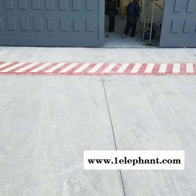 深圳中方智能ZF系列路障机 升降柱机场路障机 自动液压升降柱图1