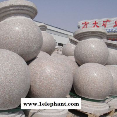 花岗岩石球价格 山东五莲花五莲红石球路障批发 直径50公分挡车石墩图6