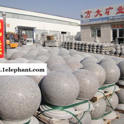 花岗岩石球价格 山东五莲花五莲红石球路障批发 直径50公分挡车石墩图4
