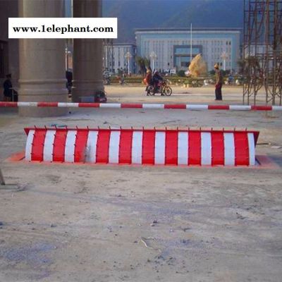 深圳直销新款特卖**液压翻板路障机图4