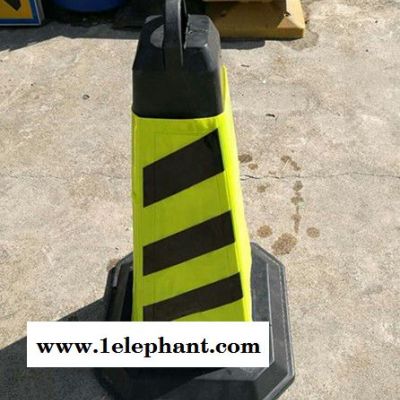 塑料路锥 施工防撞隔离锥 路障警示路锥 塑料方锥 鹏翔瑞牌值得信赖图4