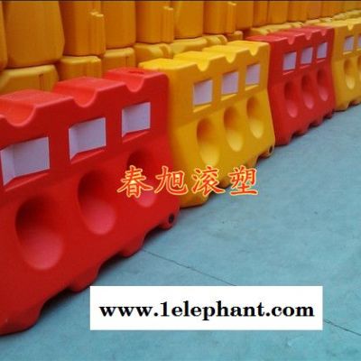 上海春旭滚塑模具塑料制品公路路障工艺代加工图3