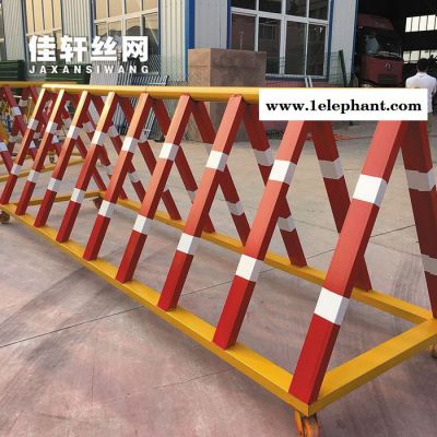 拒马路障可移动护栏军绿色**拦车路障阻车器带刺防冲撞护栏图5