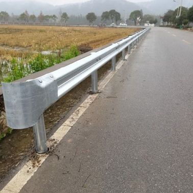 甘肃天水秦安县公路波形梁护栏板厂家批量价格