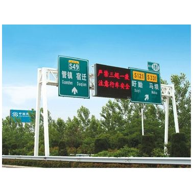 监控杆件标志杆交通设施工程