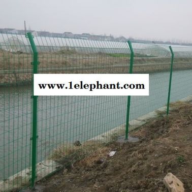 河南厂家高速公路框架护栏防护网 高速公路编织网隔离栅 镀锌电焊框网