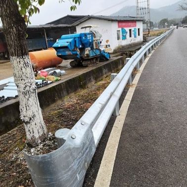 福建厦门公路波形梁护栏板三波护栏板批量价