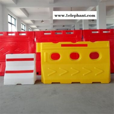 滚塑的水马价格 滚塑水马工厂批发 滚塑水马市场价钱