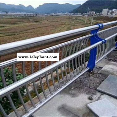 新闻:柳州不锈钢复合管您正确的选择