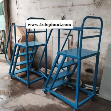 1米高带护栏登高车厂家