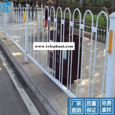 广州人行道安全隔离护栏 萝岗款公路铁艺栅栏 东莞热镀锌护栏款式