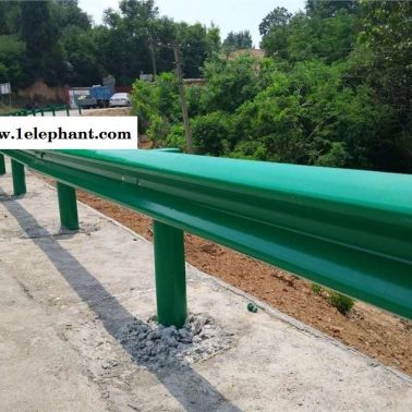 山东济宁公路防撞护栏板厂家批量价
