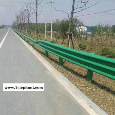 山东冠县公路波形护栏板厂家批量价双波三波护栏厂