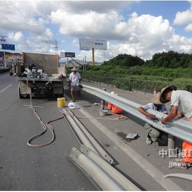 甘肃兰州公路波形梁护栏板厂家直销