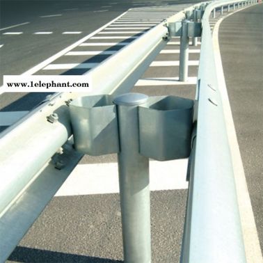 盘山公路路侧波形护栏设施 防撞安全护栏板 道路安全设施