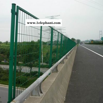 高速公路防眩网成都供应厂家公路两侧双边护栏网