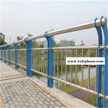 新闻:贵州安顺不锈钢护栏厂家库存量大