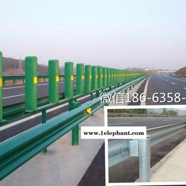 上海崇明国标公路波形护栏板三波波形护栏价格