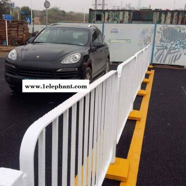 惠州市政护栏生产厂家 粤港澳大弯区道路改造 公路中间护栏安装
