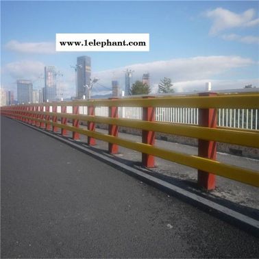 新闻:广东清远不锈钢复合管护栏价格厂家现货