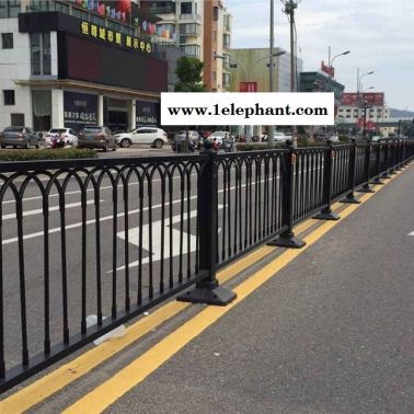 洛阳郑州济源市政道路护栏城市公路隔离栏道路交通护栏小区马路护栏镀锌钢围栏