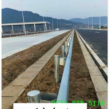 波形护栏板安康制造厂家
