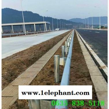 高港公路镀锌波形防撞护栏板生产厂家