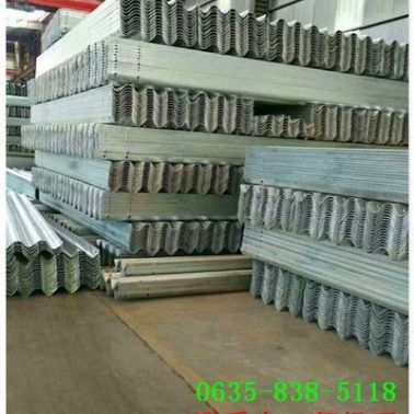 盐源县公路喷塑波形防撞护栏板生产厂家